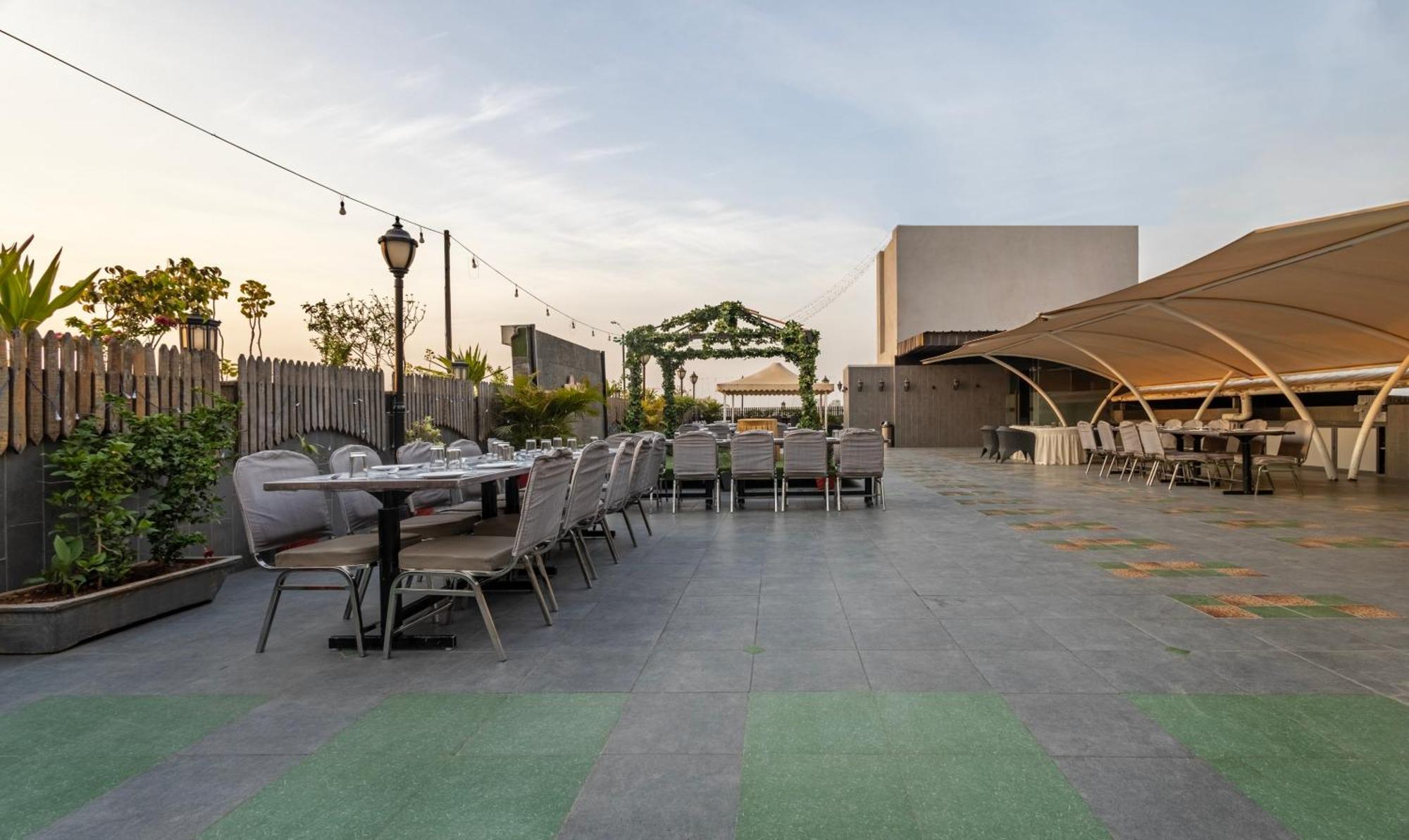Treebo Eden Park, Ahmedabad Hotel Watuwa Eksteriør billede