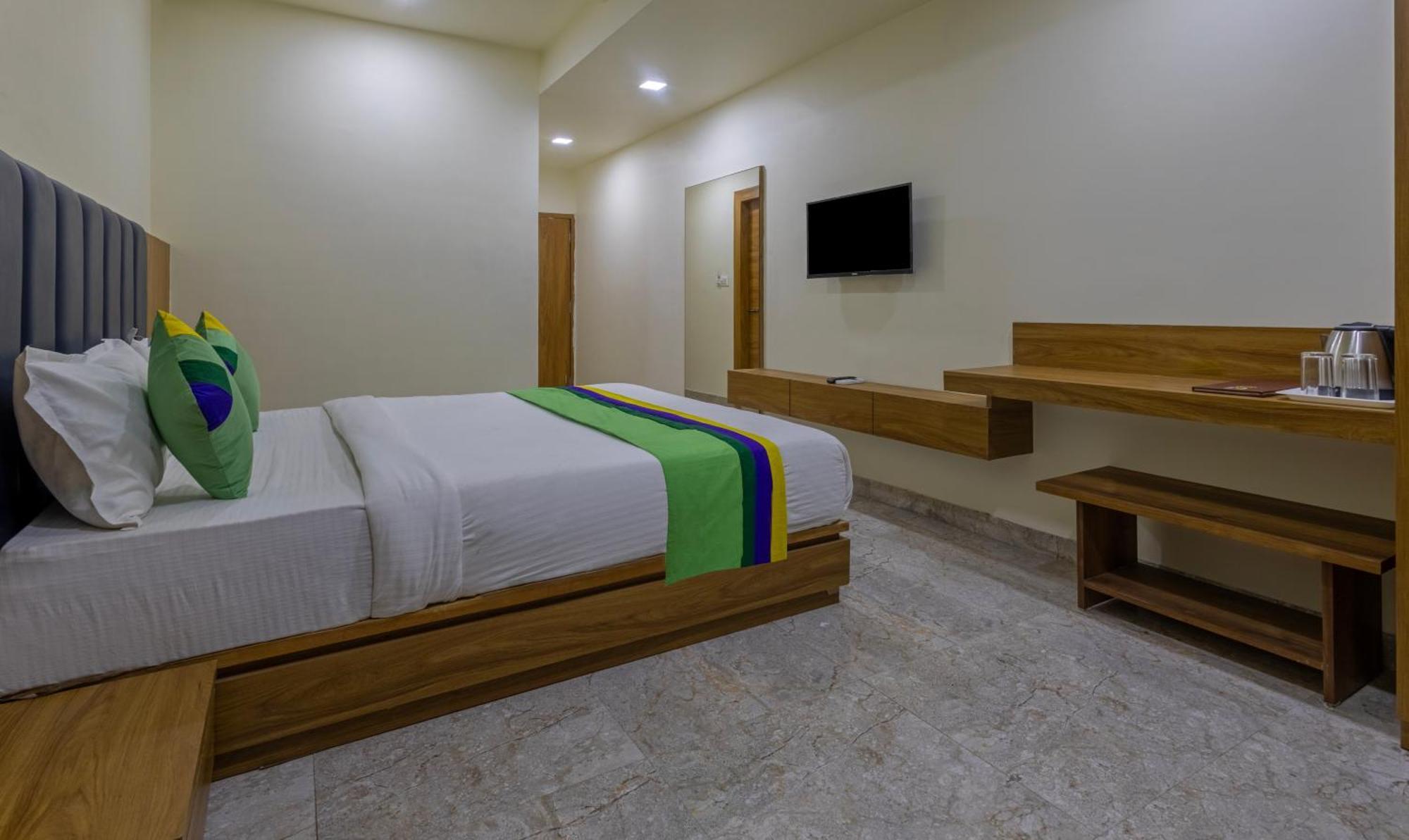 Treebo Eden Park, Ahmedabad Hotel Watuwa Eksteriør billede